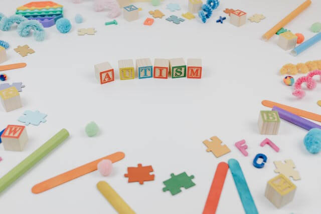 Os melhores brinquedos educativos para autistas